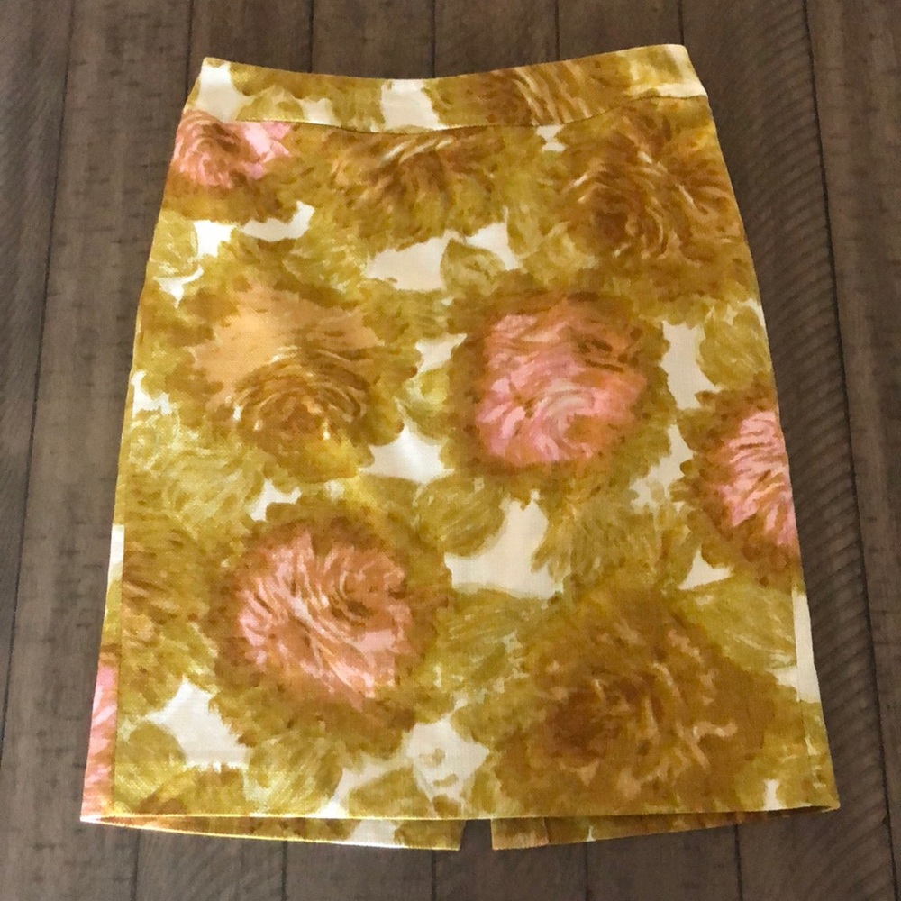 Talbots Multi Floral Lined pencil skirt 8 Career Office Wear Cottagecore spring